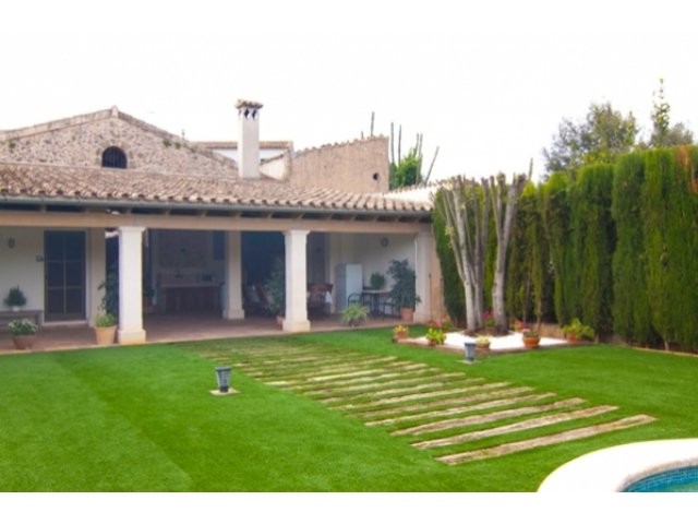 Interior Hotel For Sale In Llubi - 2
