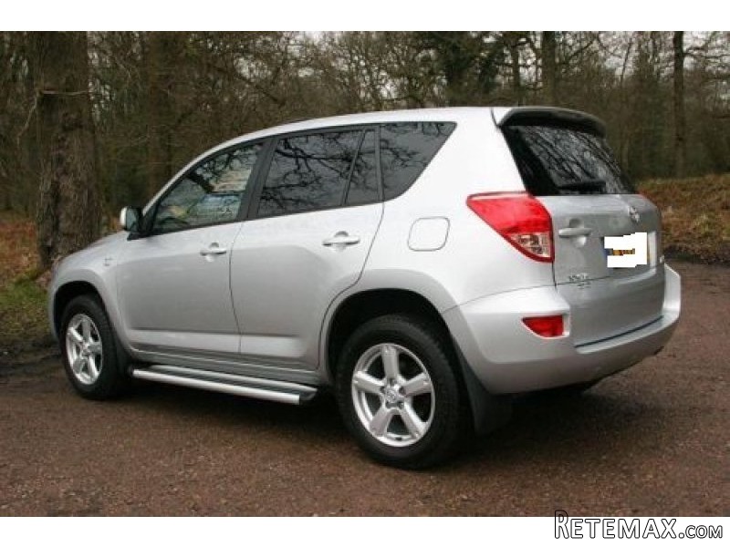 Toyota RAV4 suv - 2