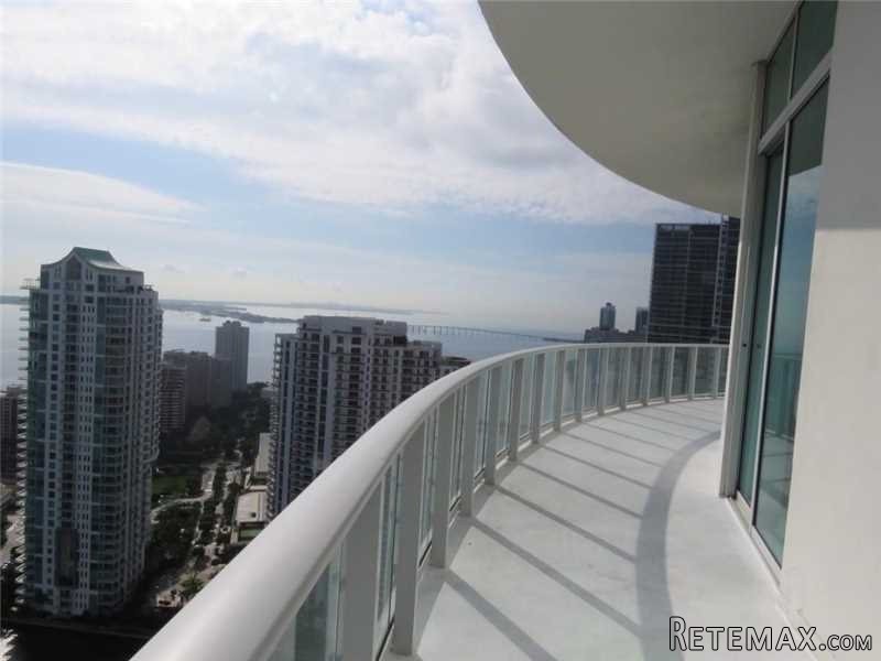 3 bedroom Flat For Sale: 300 S Biscayne.. - 2