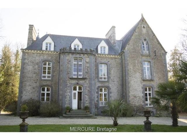 10 bedroom Castle For Sale: 35720 ENTRE.. - 2