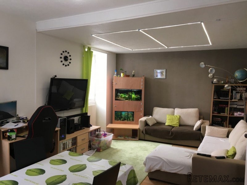 Bright Renovated Townhouse With.. - 2
