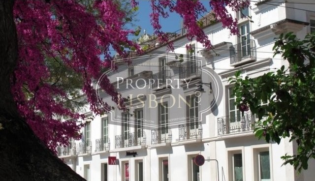 4 Bedrooms - Apartment - LISBON - For..