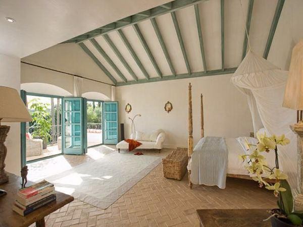 8 bedroom Detached Villa For Sale:.. - 2