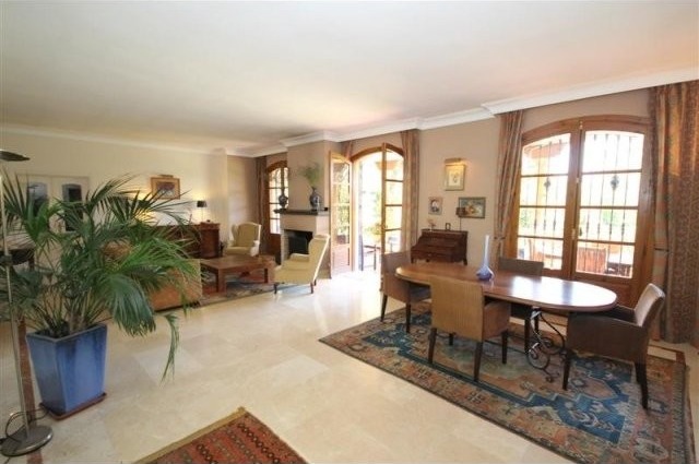 Villa - Beautiful beachside property.. - 2