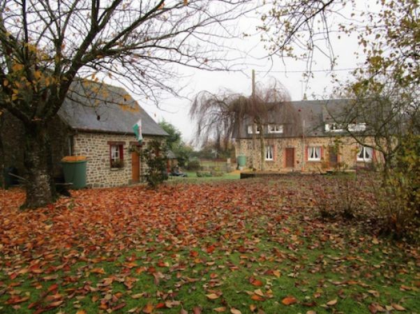 Country Houses with Outbuilding - 2