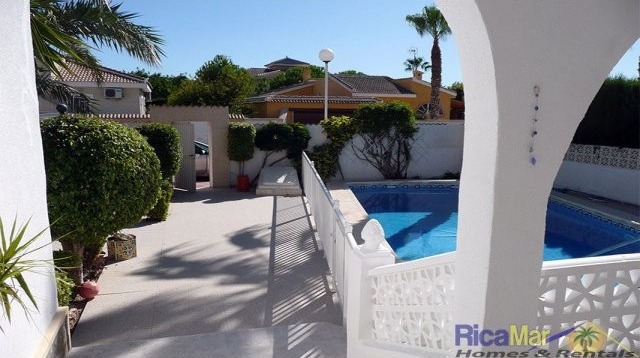 3 Bedrooms - Property - Alicante - For.. - 2
