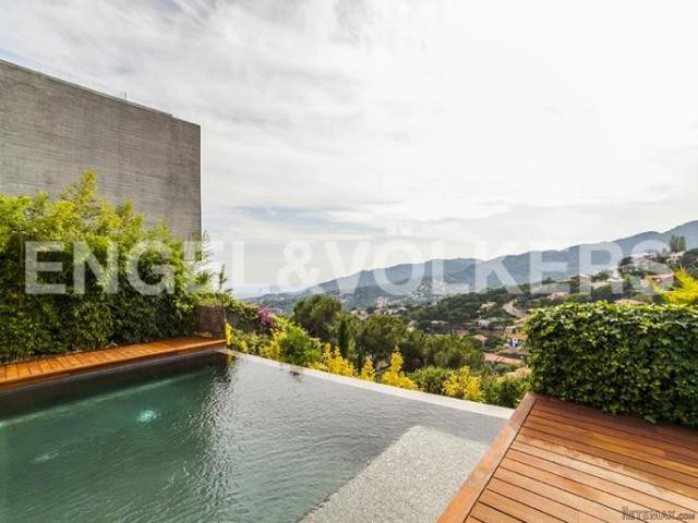 Modern Design in Costa de Barcelona - 2