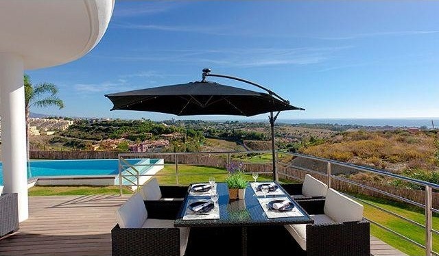 5 bedroom detached villa for sale