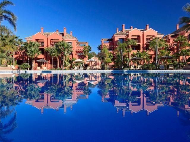 3 bedroom Apartment For Sale: Puerto..