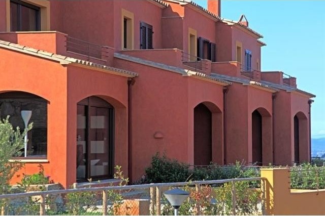 3 bedroom Terraced House For Sale:.. - 2