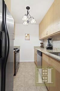 2 bedroom Apartment For Sale: 102 -30.. - 2
