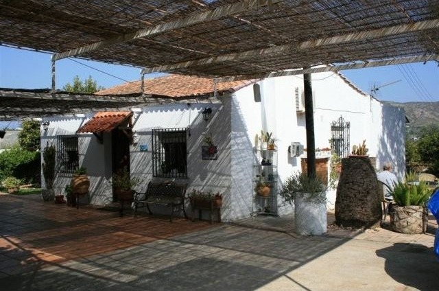 Villa - A charming country cottage with..