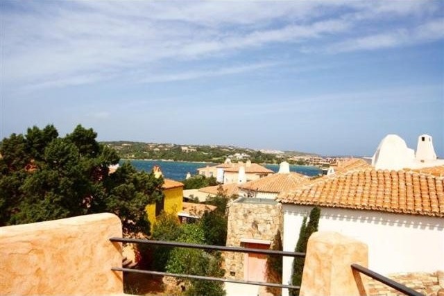 1 Bedroom - Apartment - For Sale - 2