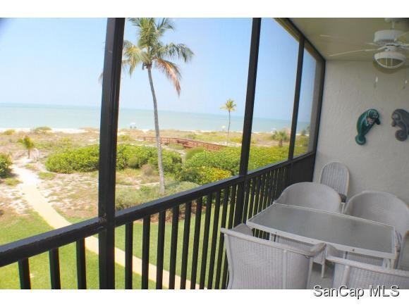3 bedroom Condominium For Sale:..