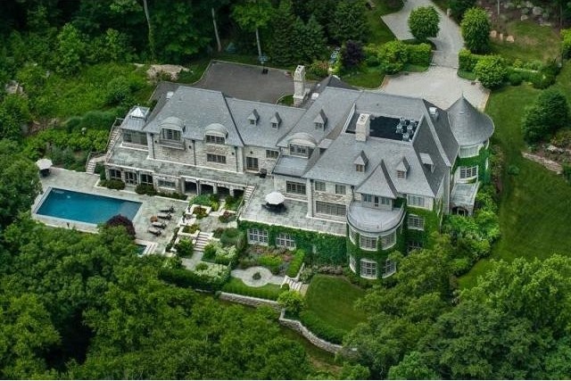 6 bedroom Residence For Sale: Armonk..