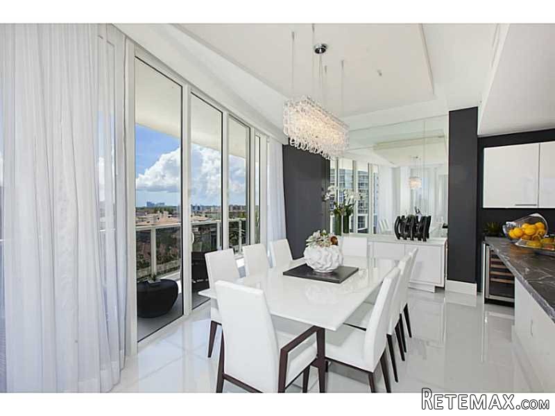 3 bedroom Flat For Sale: 4100 Island.. - 2
