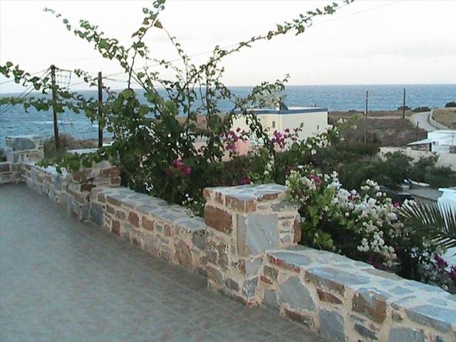B101 - Prestigious property in Syros.. - 2