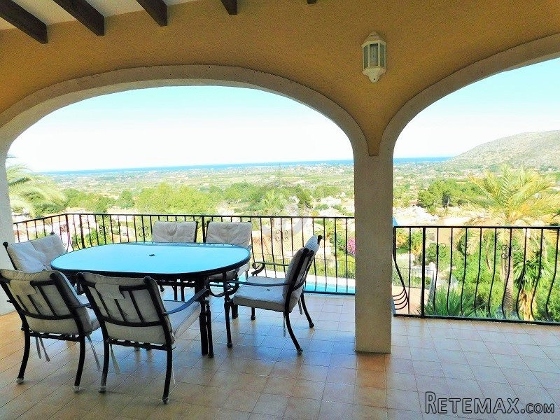 Lovely Large Villa For Sale In La.. - 2