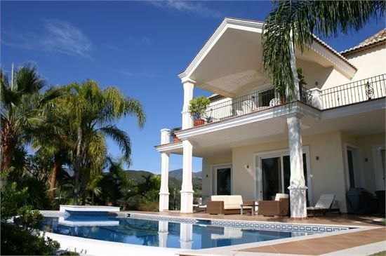 Villa - Exclusive listing!Spectacular..
