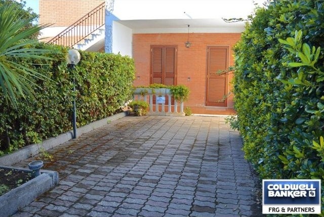 3 Bedrooms - Apartment - For Sale