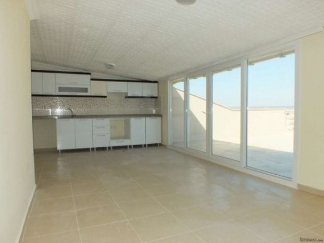 Spacious Duplex Apartment in Altinkum