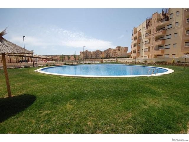 2 bedroom Apartment For Sale: DOOR 1 2A..