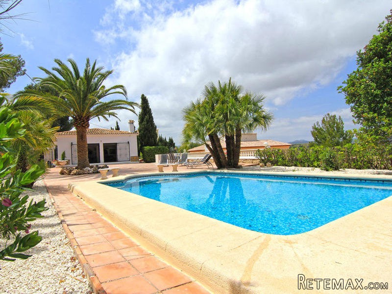 3 Bedrooms - Villa - Alicante - For Sale