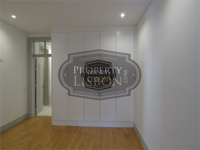 2 Bedrooms - Apartment - LISBON - For..