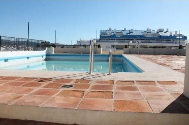 Commercial - Oficina en marbella con..