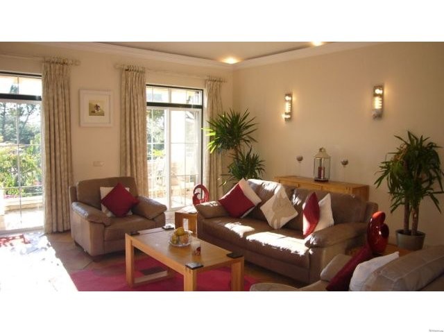 2 bedroom Apartment in Pinheiros Altos - 2