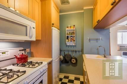 1 bedroom Apartment For Sale: 115.. - 2