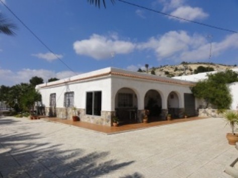Detached Finca Near Aspe and La Romana