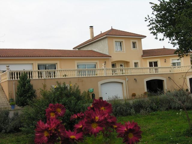 Vente Maison Chalus - 2
