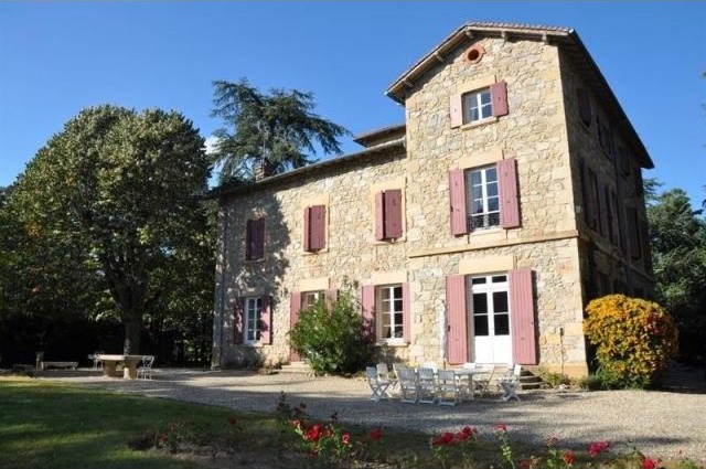 7 bedroom Character For Sale: 69530..