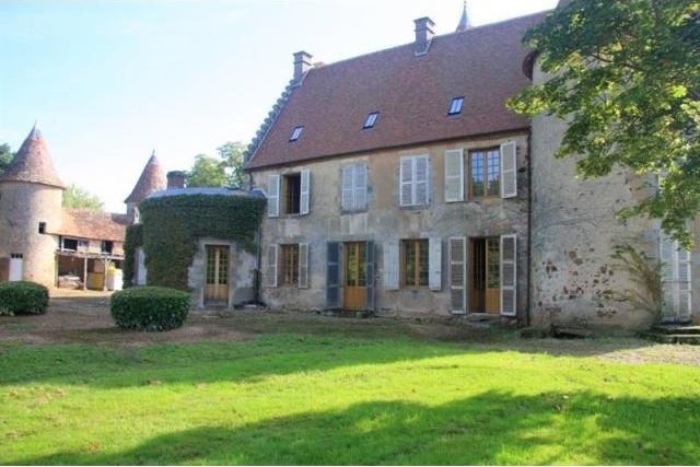 8 bedroom Castle For Sale: 03160 ALLIER - 2