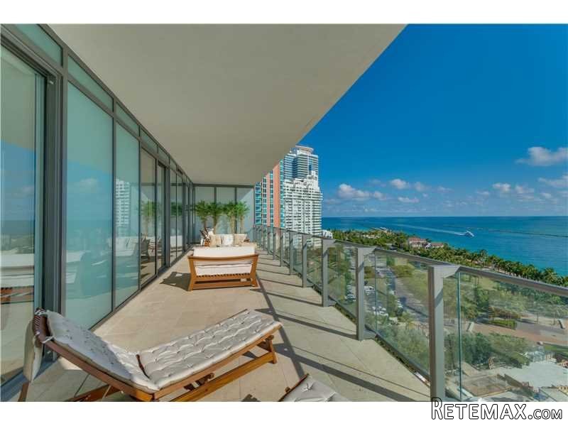 3 bedroom Flat For Sale: 800 S POINTE.. - 2