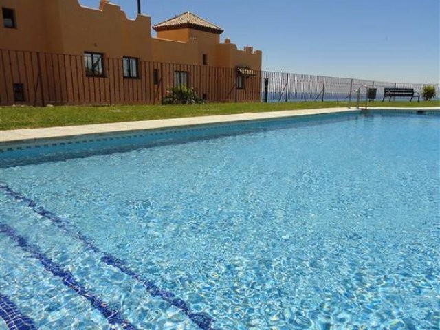 APARTMENT FOR SALE IN CALAHONDA - 2