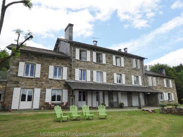 14 bedroom House For Sale: 34330 LA..
