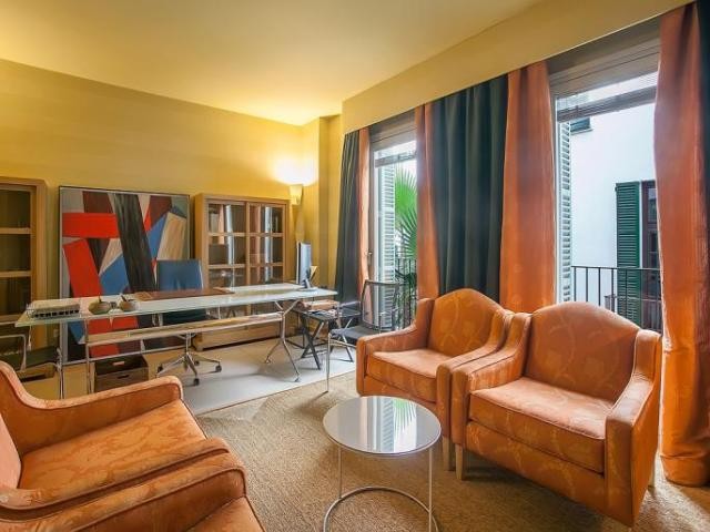 Apartment in characteristic building.. - 2
