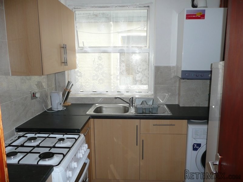 Single room, Zone 3, Leyton - 2