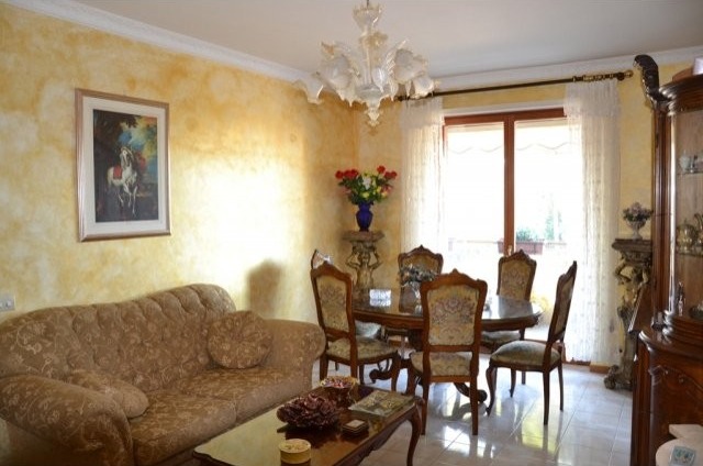 2 Bedrooms - Apartment - For Sale - 2