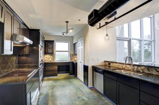 3 bedroom Apartment For Sale: 6007.. - 2
