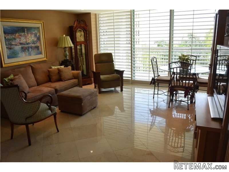 1 bedroom Flat For Sale: 3400 SW 27 Ave.. - 2