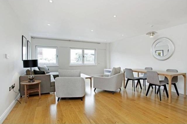 Clerkenwell Road, London EC1M - 2