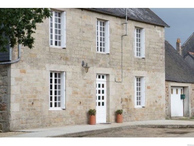 3 Bed Detached with Large Garden