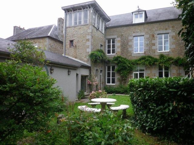 Maison / Villa - Maison De Maitre Vire..