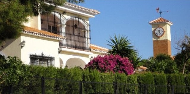 Villa for Sale in Benajarafe 2.116.000..
