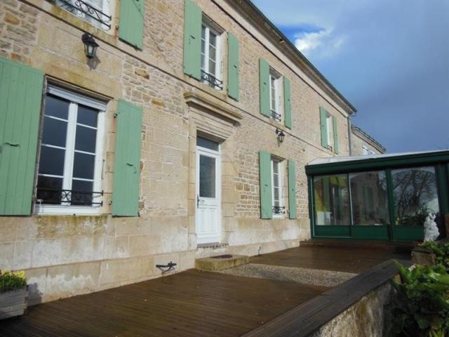 3 bedroom Character For Sale: 79270.. - 2