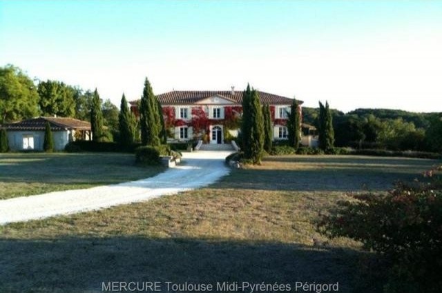 7 bedroom House For Sale: 47000..