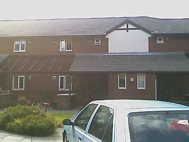 1 bedroom upper floor flat for over 55s..